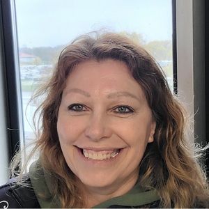 Meet your Posher, Marcia